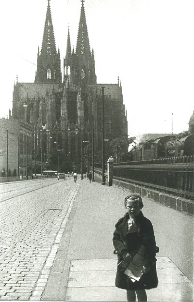 Blick von der alten Hohenzollernbrücke auf den Dom 1938